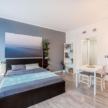 2 Minutes From Central Station-Exclusive Open Space Milão Exterior foto
