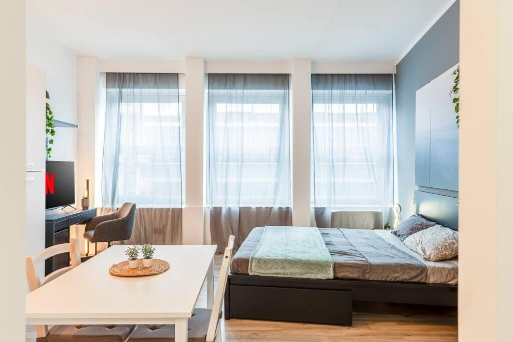 2 Minutes From Central Station-Exclusive Open Space Milão Exterior foto